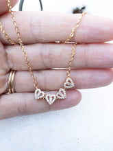 Load image into Gallery viewer, Clover Heart Necklace
